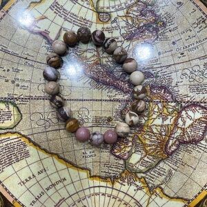 Natural bead bracelet
